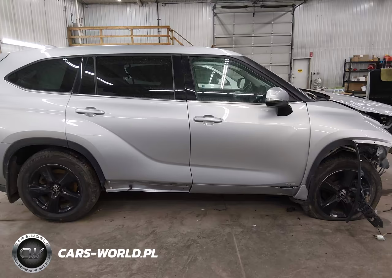 2022 Toyota Highlander Hybrid Le VIN:5TDBBRCH0NS554569 - 14