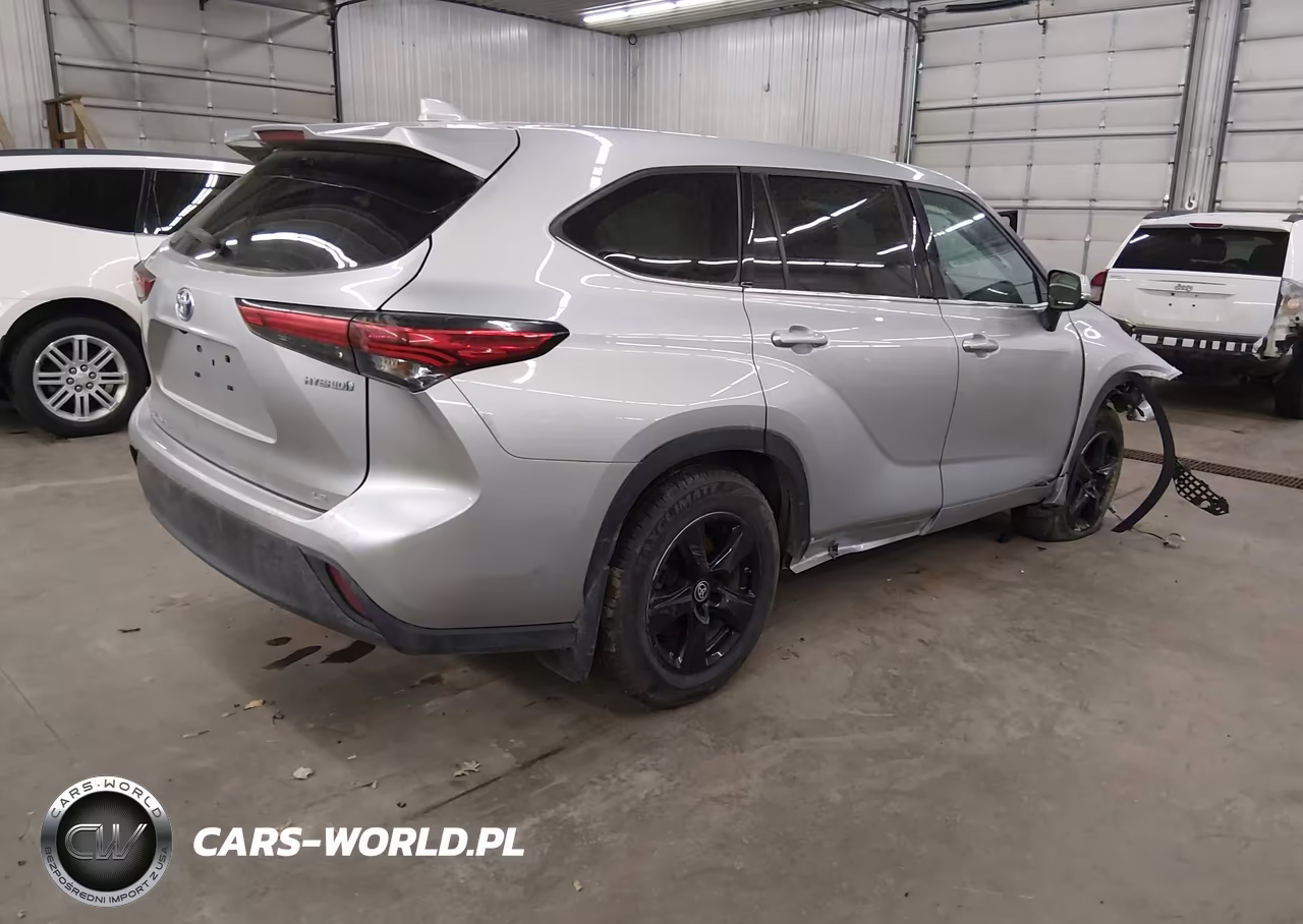 2022 Toyota Highlander Hybrid Le VIN:5TDBBRCH0NS554569 - 4