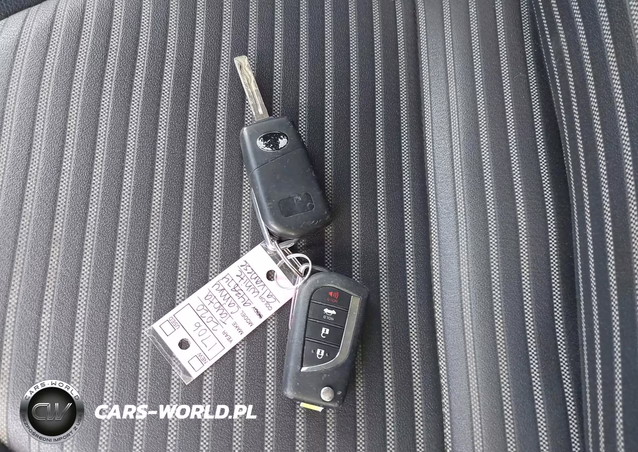 2020 Toyota Camry Se VIN:4T1G11AK4LU943874 - 11