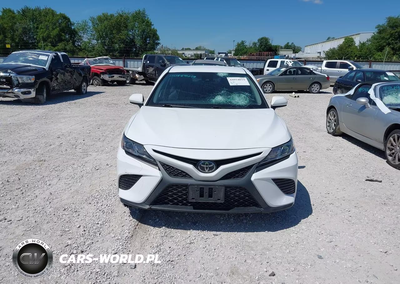 2020 Toyota Camry Se VIN:4T1G11AK4LU943874 - 13