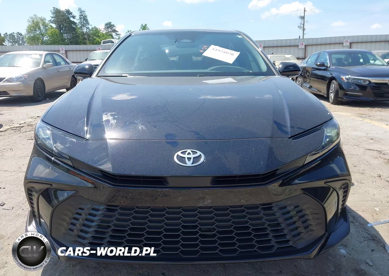 2026 Toyota Camry Se VIN:4T1DAACK1TU236392 - 12
