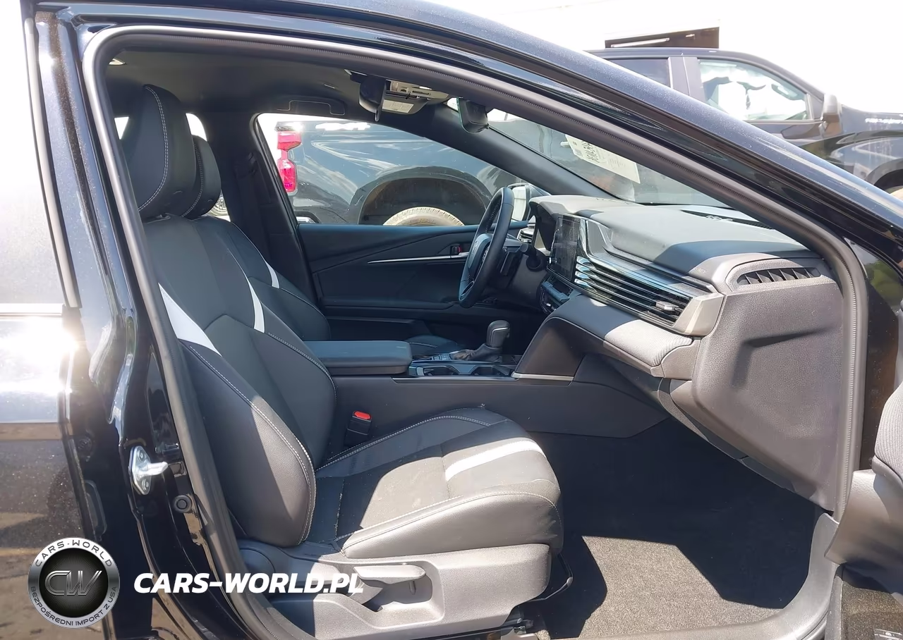 2026 Toyota Camry Se VIN:4T1DAACK1TU236392 - 5