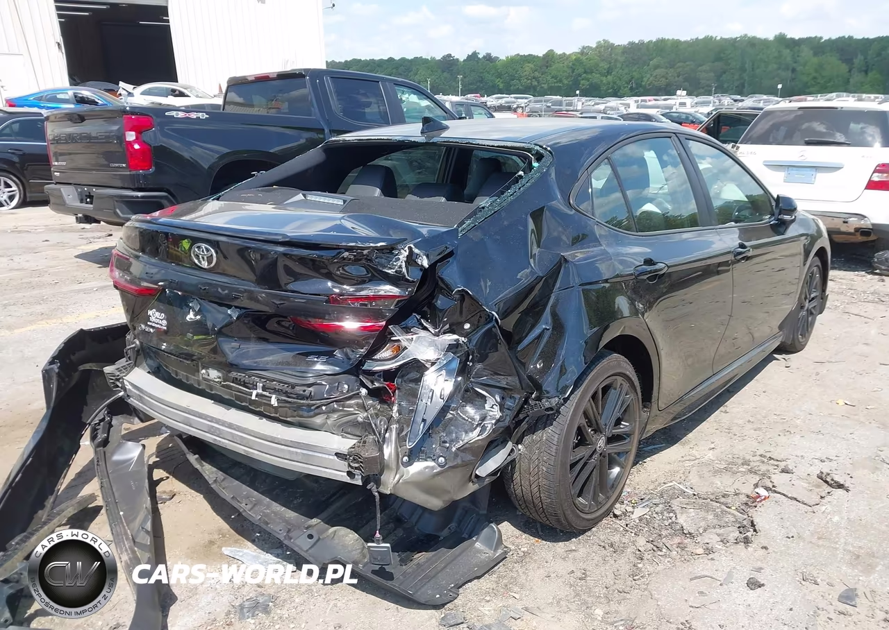 2026 Toyota Camry Se VIN:4T1DAACK1TU236392 - 6