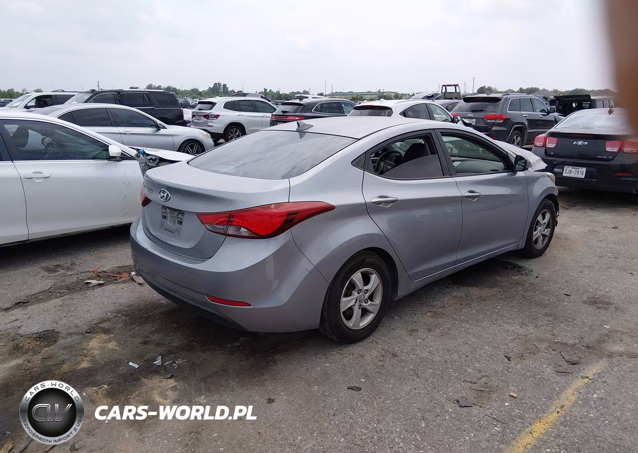 2015 Hyundai Elantra Se VIN:5NPDH4AE3FH640775 - 4