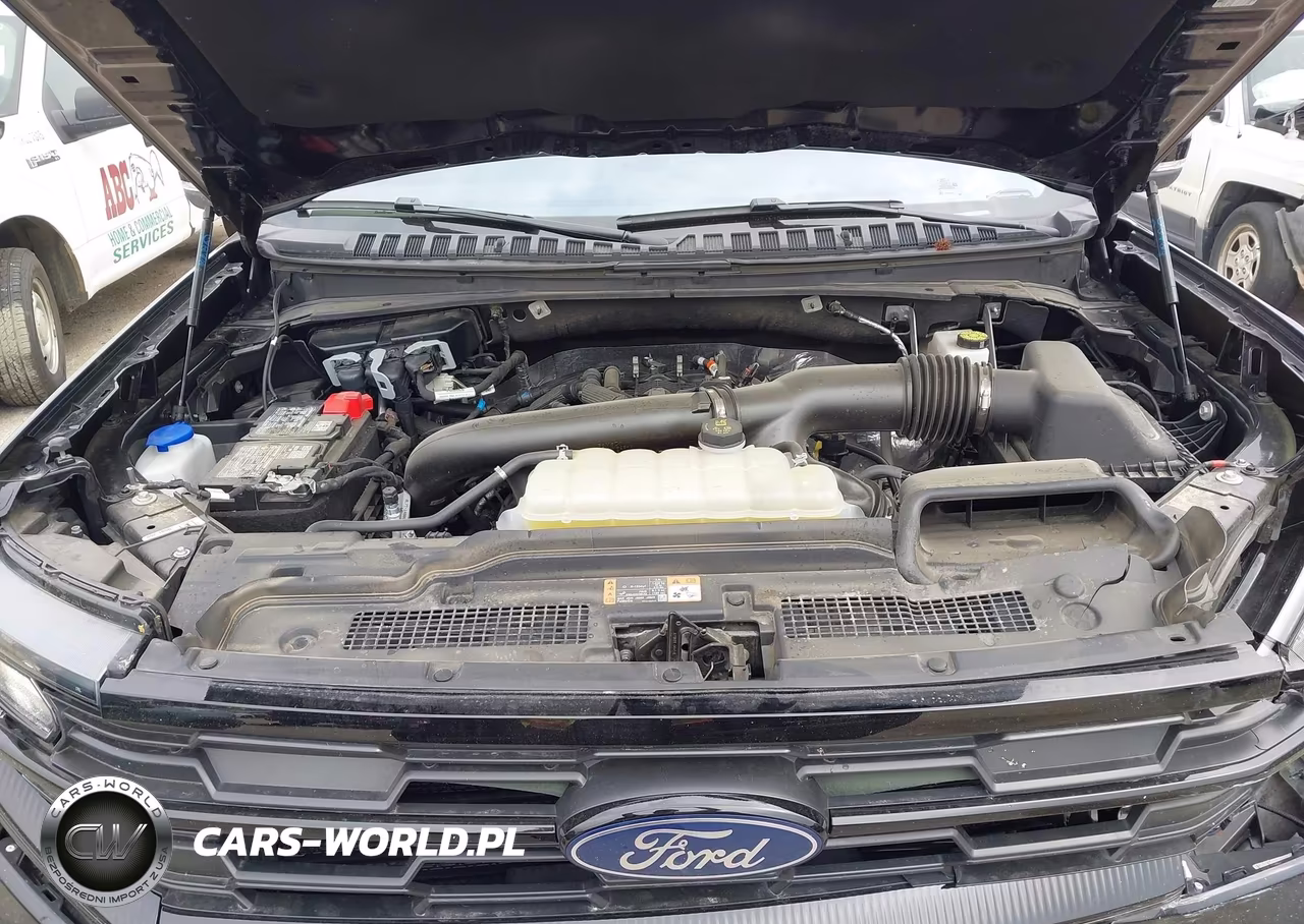 2025 Ford Expedition Active VIN:1FMJU1H8XSEA17138 - 10