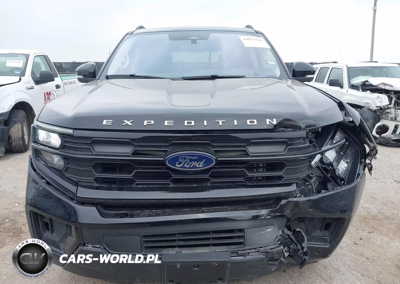 2025 Ford Expedition Active VIN:1FMJU1H8XSEA17138 - 12
