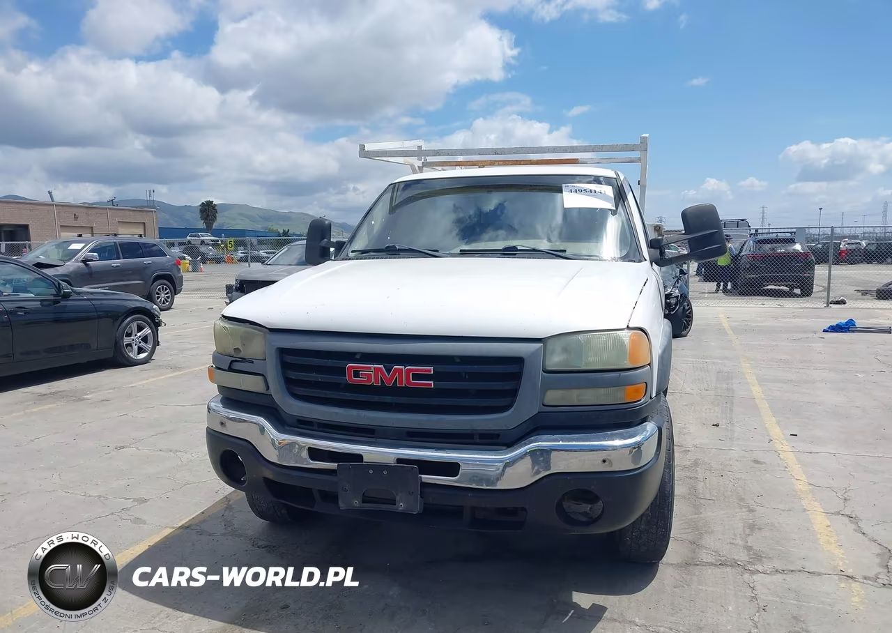 2004 GMC Sierra 2500Hd Work Truck VIN:1GTHC24U54E270062 - 12