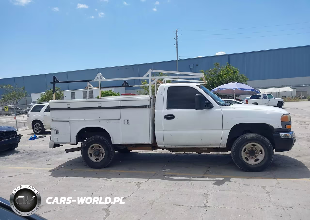 2004 GMC Sierra 2500Hd Work Truck VIN:1GTHC24U54E270062 - 13