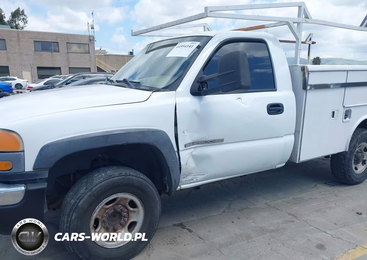 2004 GMC Sierra 2500Hd Work Truck VIN:1GTHC24U54E270062 - 6