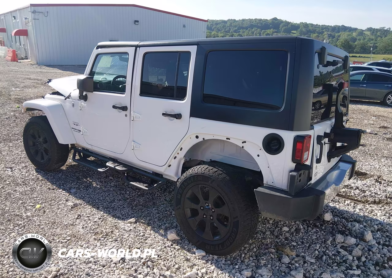 2018 Jeep Wrangler Jk Unlimited Sahara 4X4 VIN:1C4BJWEG5JL937523 - 3