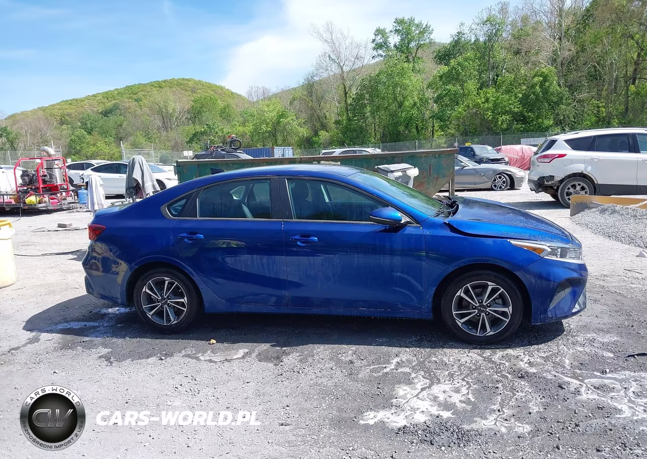 2022 Kia Forte Lxs VIN:3KPF24ADXNE475389 - 13