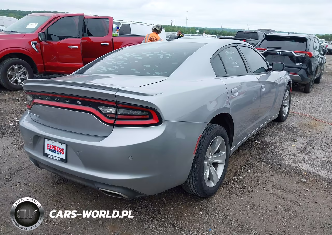 2015 Dodge Charger Se VIN:2C3CDXBG2FH734667 - 4