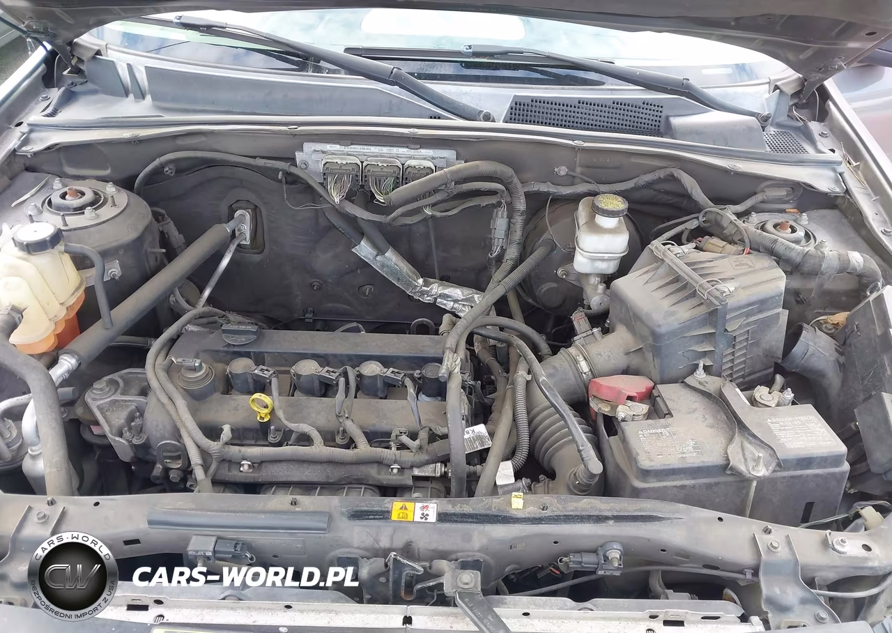 2010 Ford Escape Xls VIN:1FMCU0C7XAKC25120 - 10