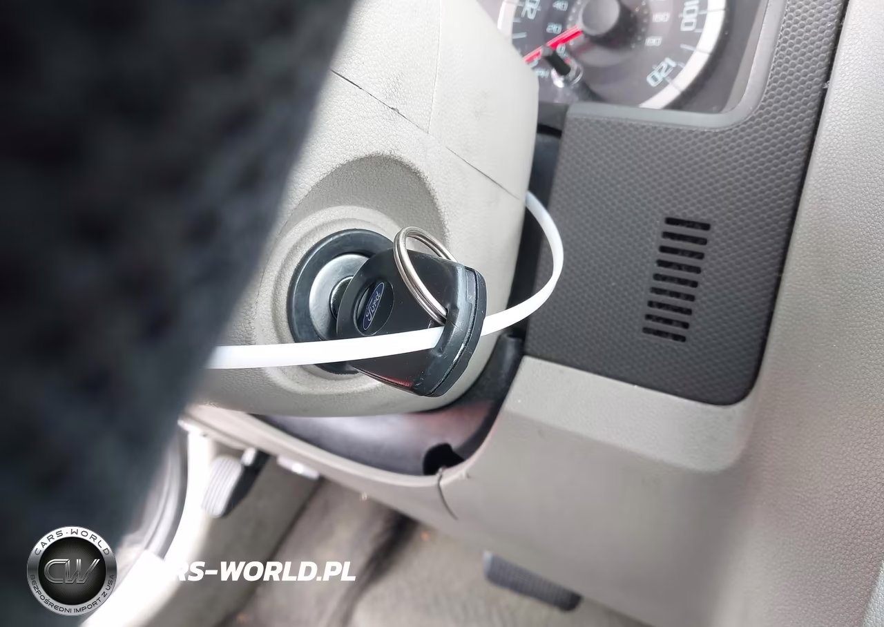 2010 Ford Escape Xls VIN:1FMCU0C7XAKC25120 - 11