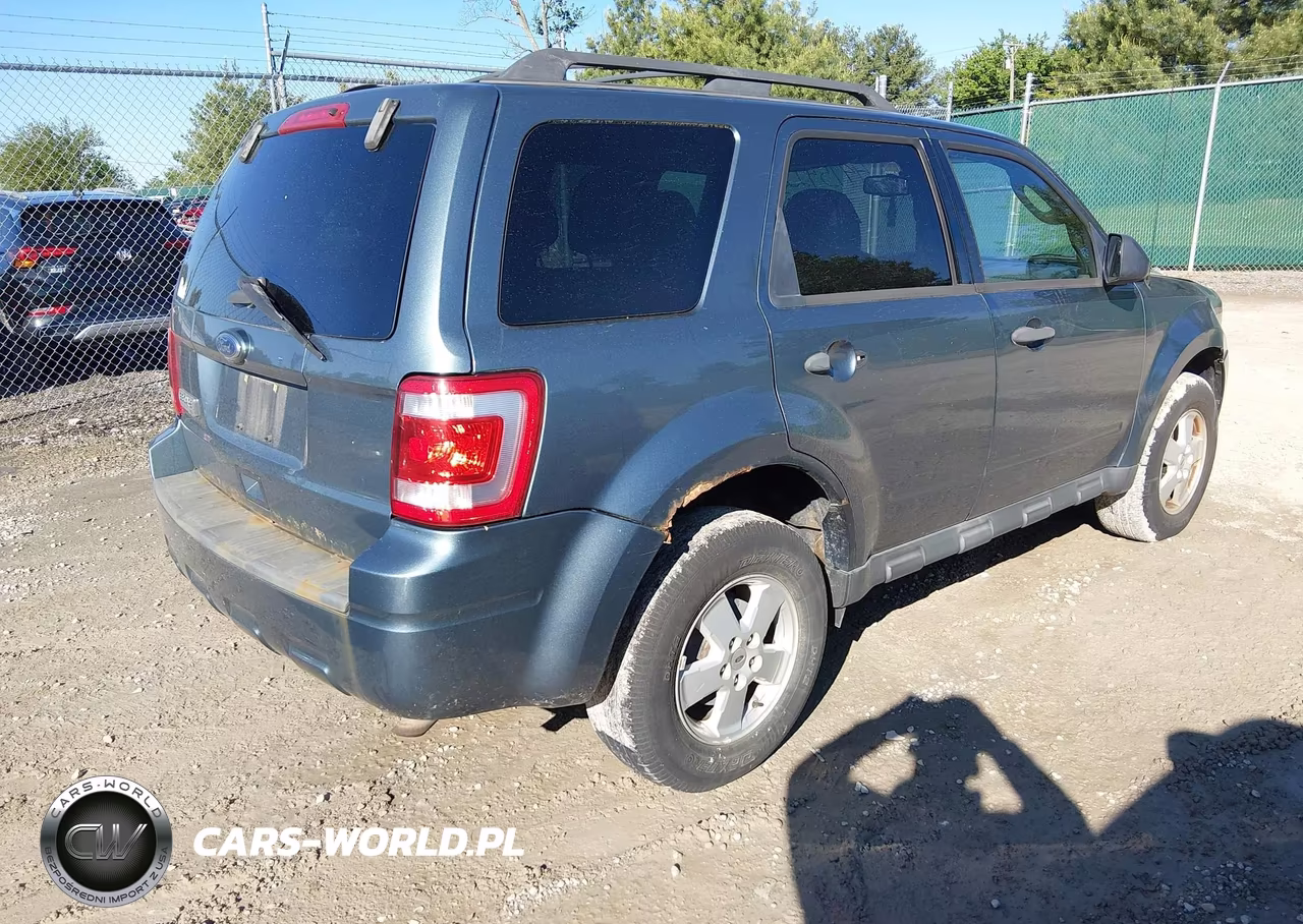 2011 Ford Escape Xlt Automatic VIN:1FMCU0D72BKB16103 - 4
