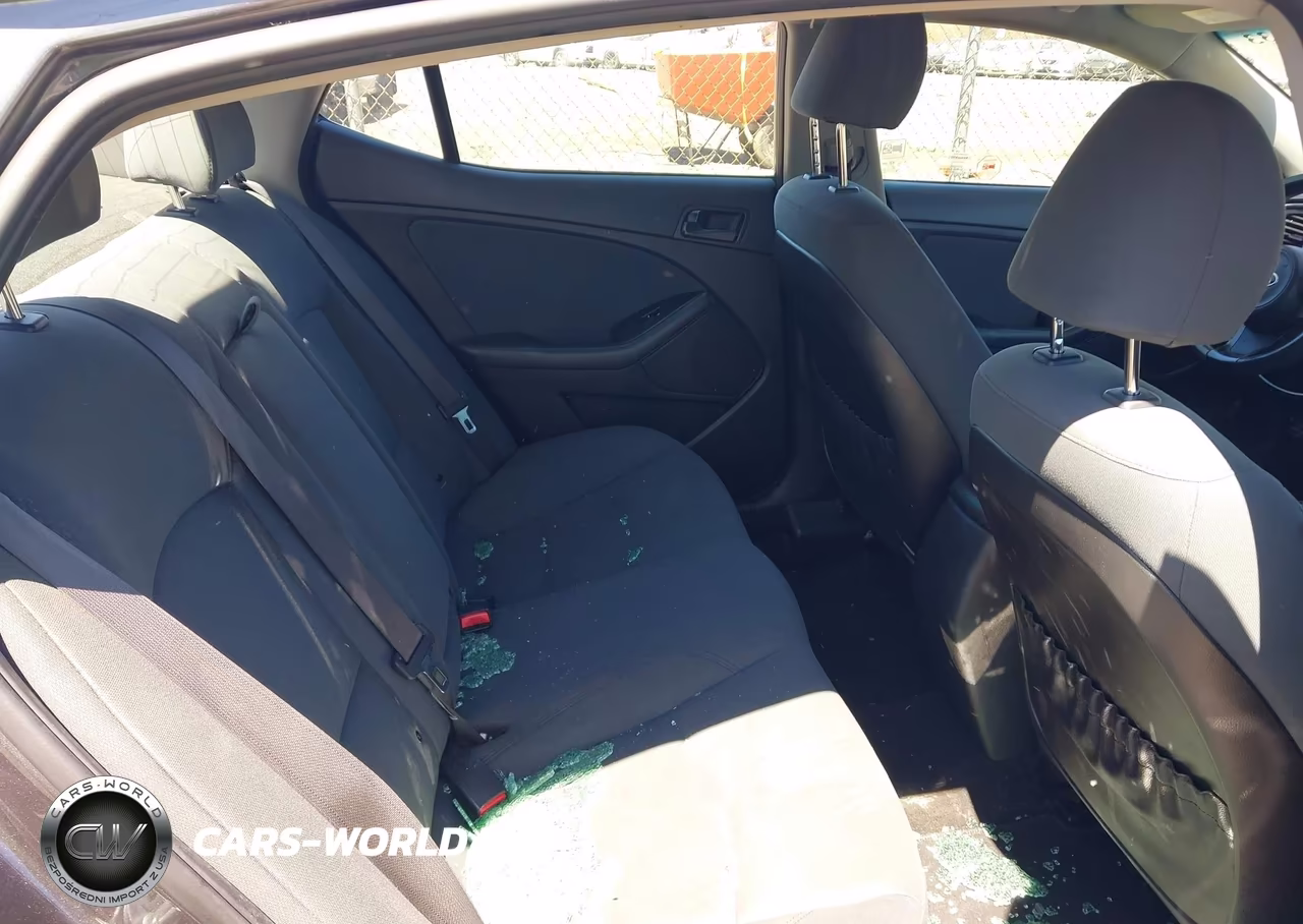 2015 Kia Optima Lx VIN:KNAGM4A75F5625962 - 8