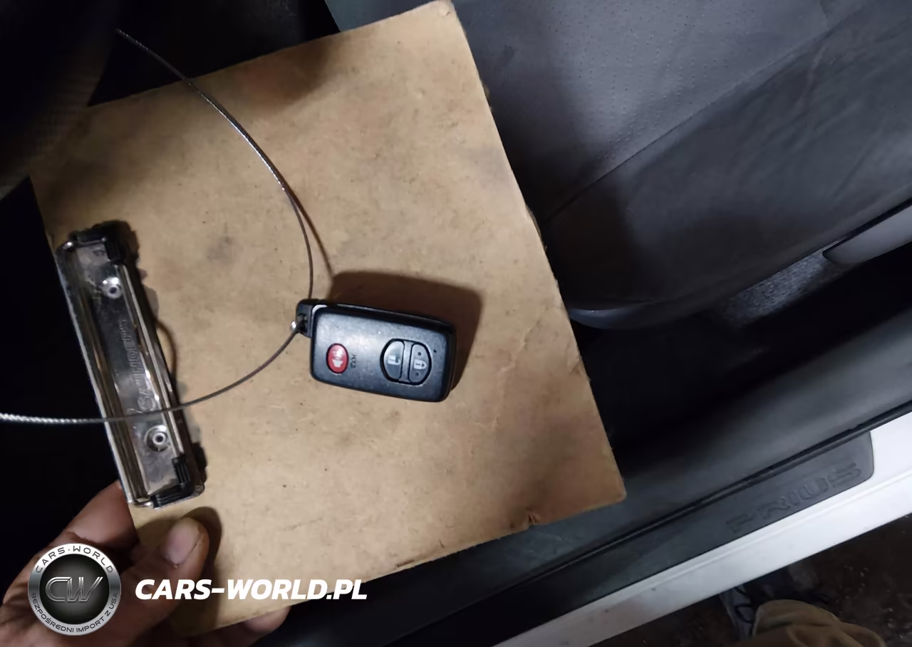 2010 Toyota Prius Iii VIN:JTDKN3DU3A0068240 - 11