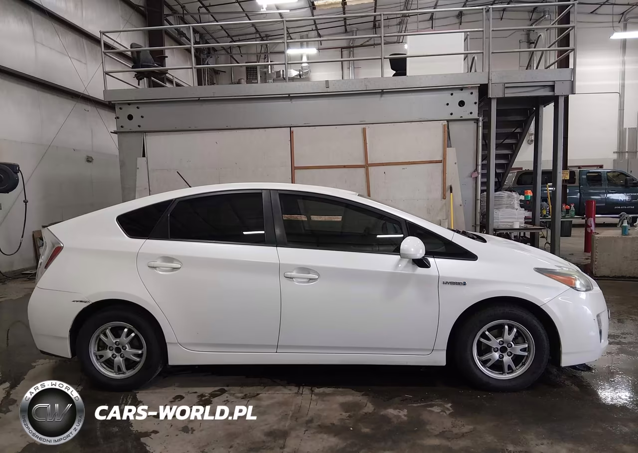 2010 Toyota Prius Iii VIN:JTDKN3DU3A0068240 - 14