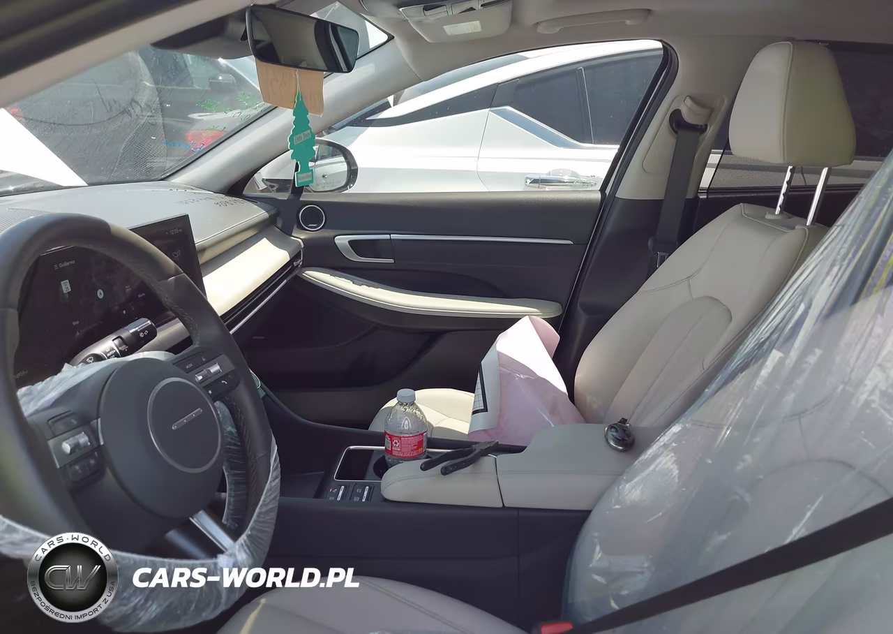 2025 Hyundai Sonata Hybrid Limited VIN:KMHL54JJ8SA116911 - 17