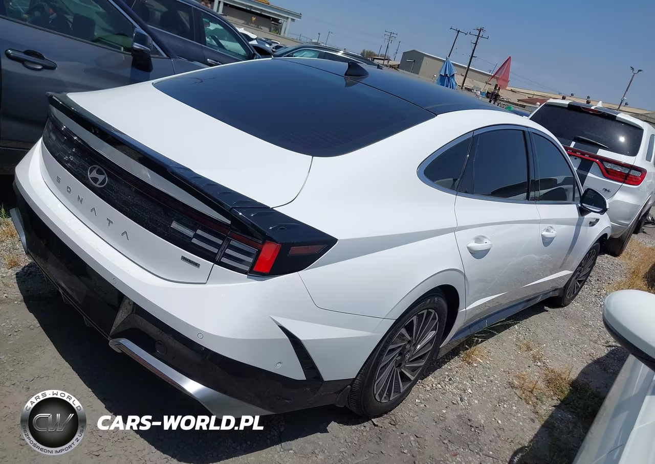 2025 Hyundai Sonata Hybrid Limited VIN:KMHL54JJ8SA116911 - 4