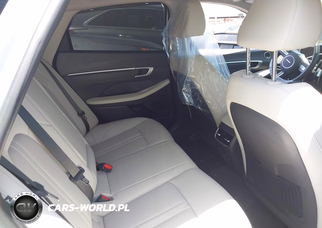 2025 Hyundai Sonata Hybrid Limited VIN:KMHL54JJ8SA116911 - 8