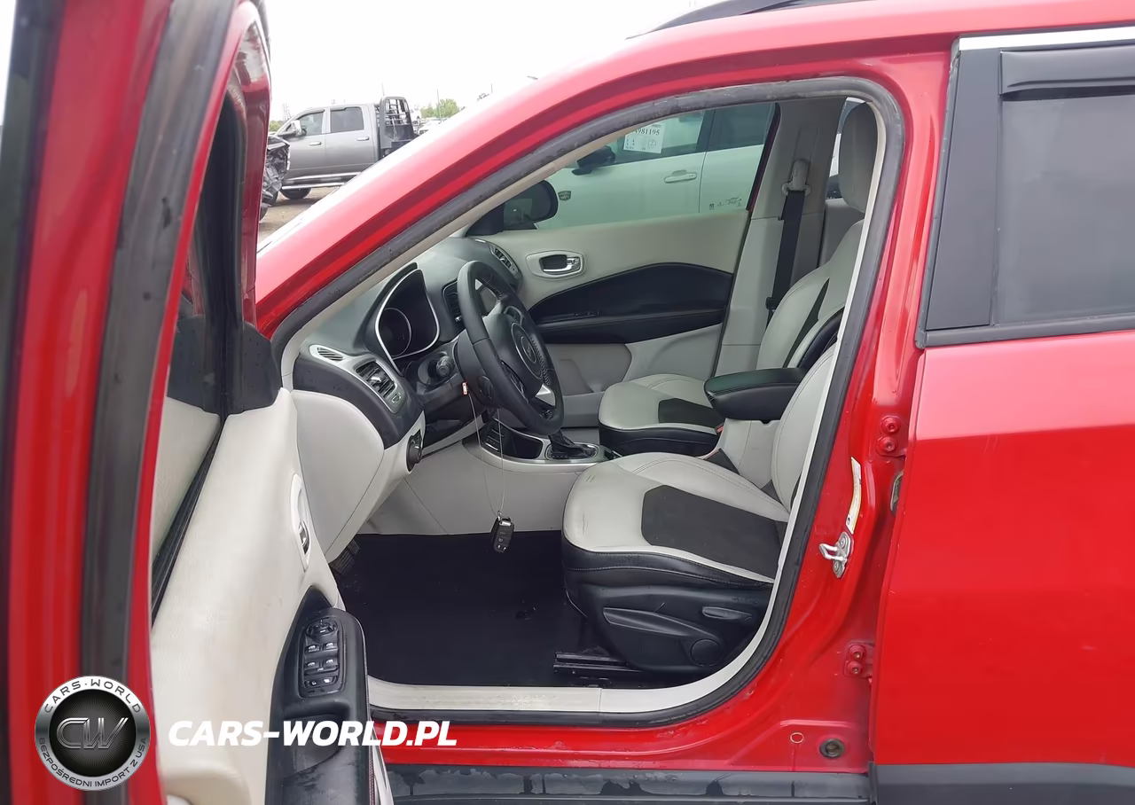 2019 Jeep Compass Sun And Wheel Fwd VIN:3C4NJCBB4KT692899 - 18