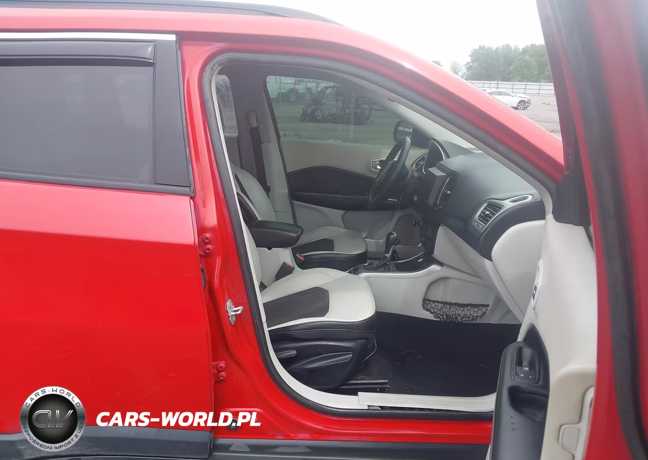 2019 Jeep Compass Sun And Wheel Fwd VIN:3C4NJCBB4KT692899 - 5