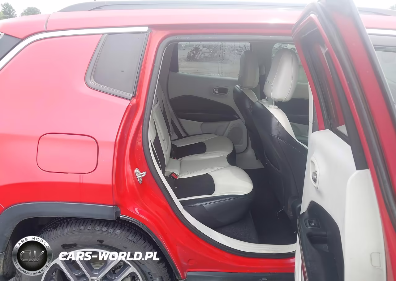 2019 Jeep Compass Sun And Wheel Fwd VIN:3C4NJCBB4KT692899 - 8