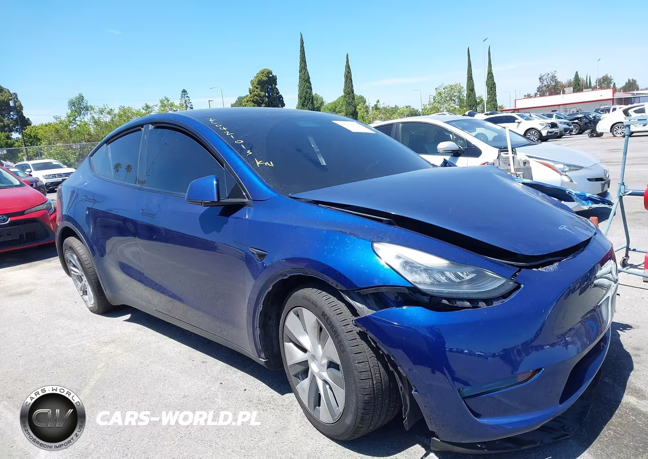 2020 Tesla Model Y Long Range Dual Motor All-Wheel Drive VIN:5YJYGDEE5LF053079 - 13