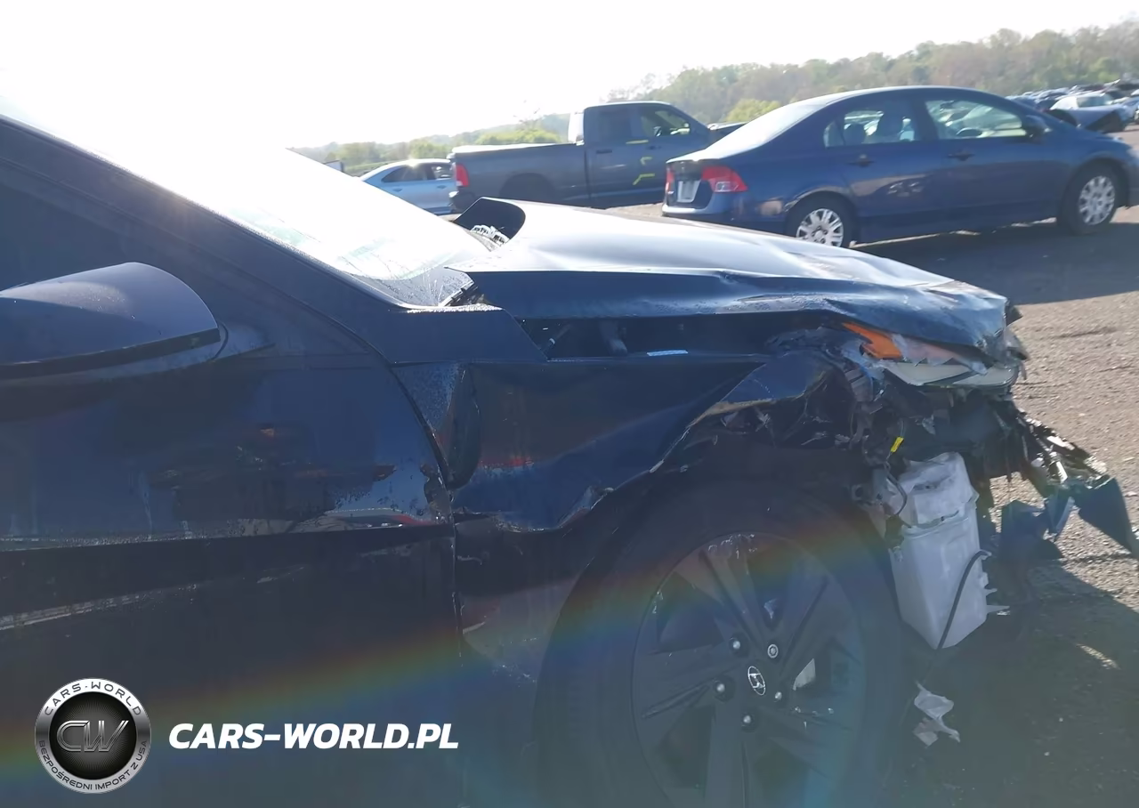 2022 Hyundai Elantra Sel VIN:5NPLS4AG4NH075353 - 6