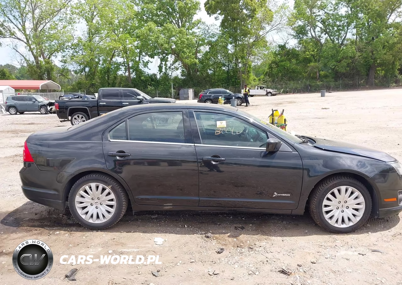 2010 Ford Fusion Hybrid VIN:3FADP0L32AR271491 - 13