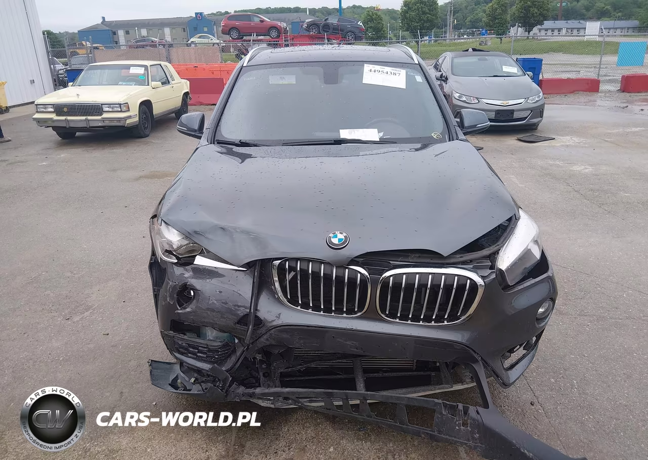 2018 BMW X1 xDrive28I VIN:WBXHT3C33J5F90366 - 12