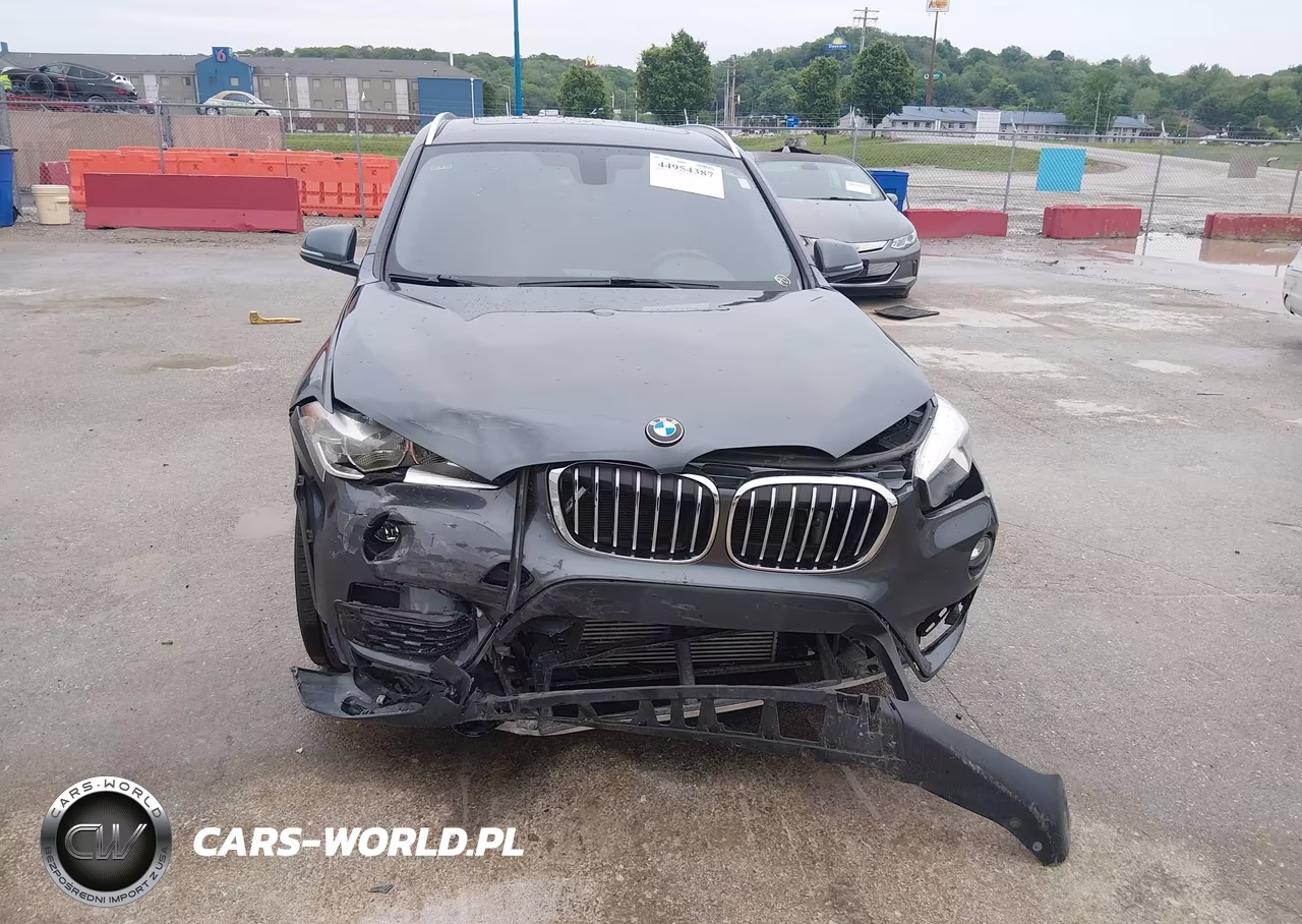 2018 BMW X1 xDrive28I VIN:WBXHT3C33J5F90366 - 6