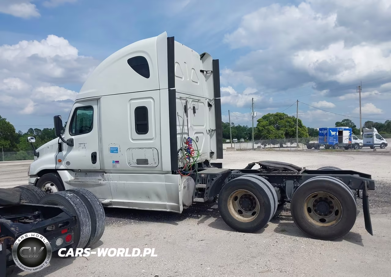 2020 Freightliner Cascadia 125 VIN:3AKJGLDRXLSLJ3891 - 17