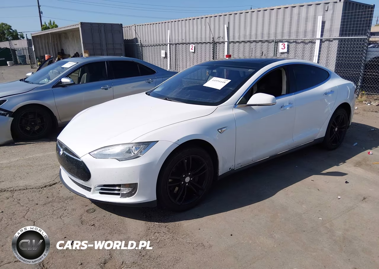 2013 Tesla Model S Performance VIN:5YJSA1DP0DFP14124 - 2