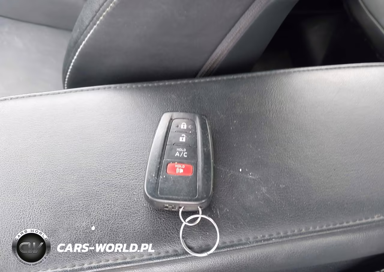 2021 Toyota Prius Prime Xle VIN:JTDKAMFP6M3190876 - 11