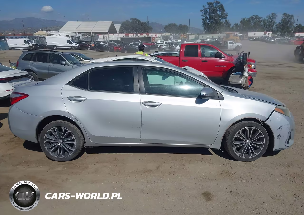 2015 Toyota Corolla S Plus VIN:5YFBURHE8FP290519 - 13