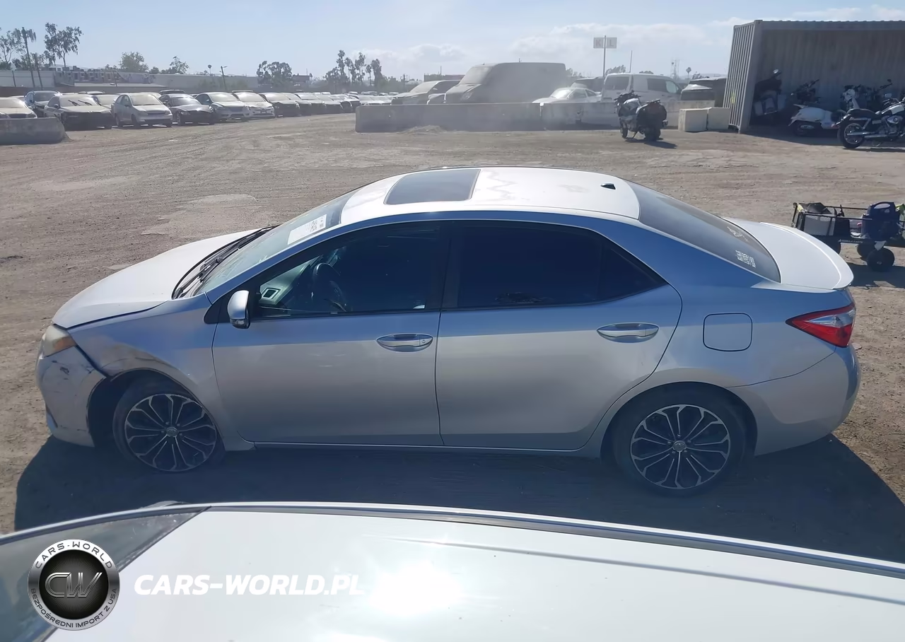 2015 Toyota Corolla S Plus VIN:5YFBURHE8FP290519 - 14