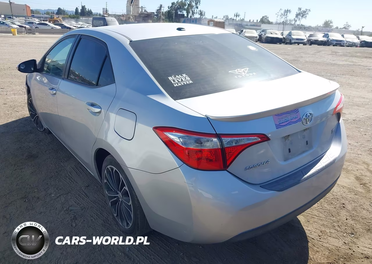 2015 Toyota Corolla S Plus VIN:5YFBURHE8FP290519 - 3