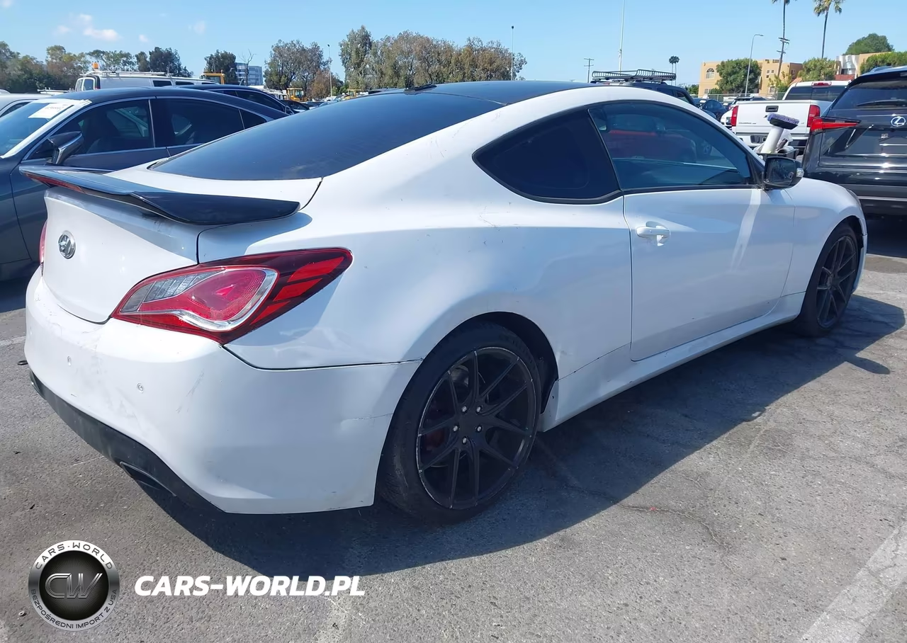 2015 Hyundai Genesis 3.8 Ultimate VIN:KMHHU6KJ0FU128221 - 4