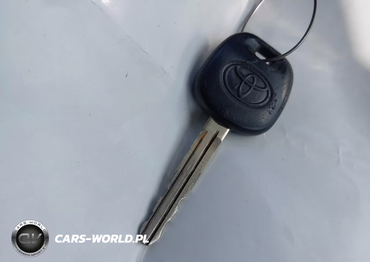 2005 Toyota Matrix VIN:2T1KR32E75C466742 - 11