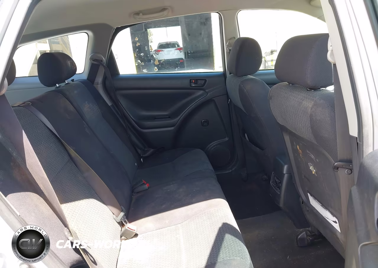2005 Toyota Matrix VIN:2T1KR32E75C466742 - 8