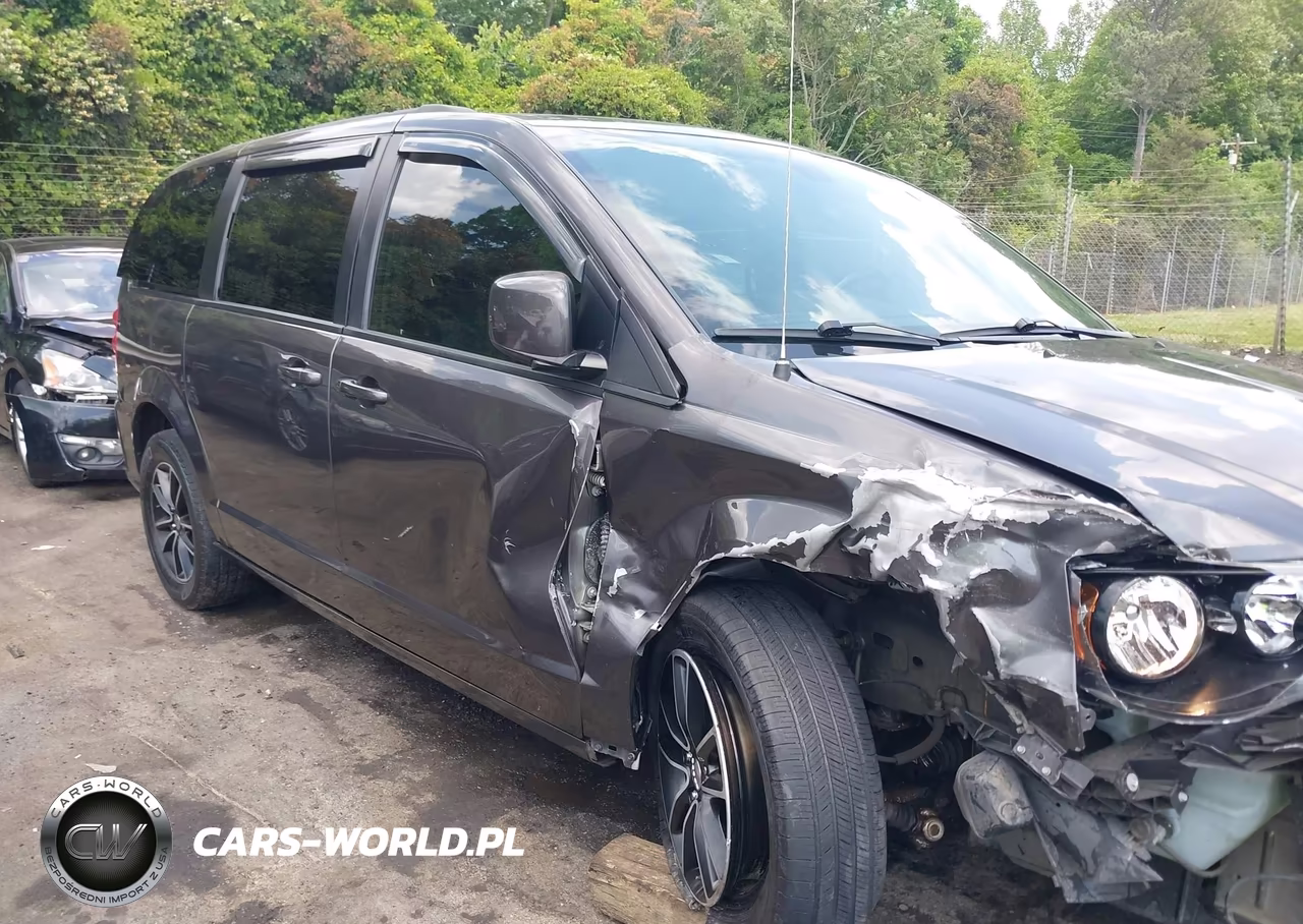 2018 Dodge Grand Caravan Gt VIN:2C4RDGEG4JR341340 - 13