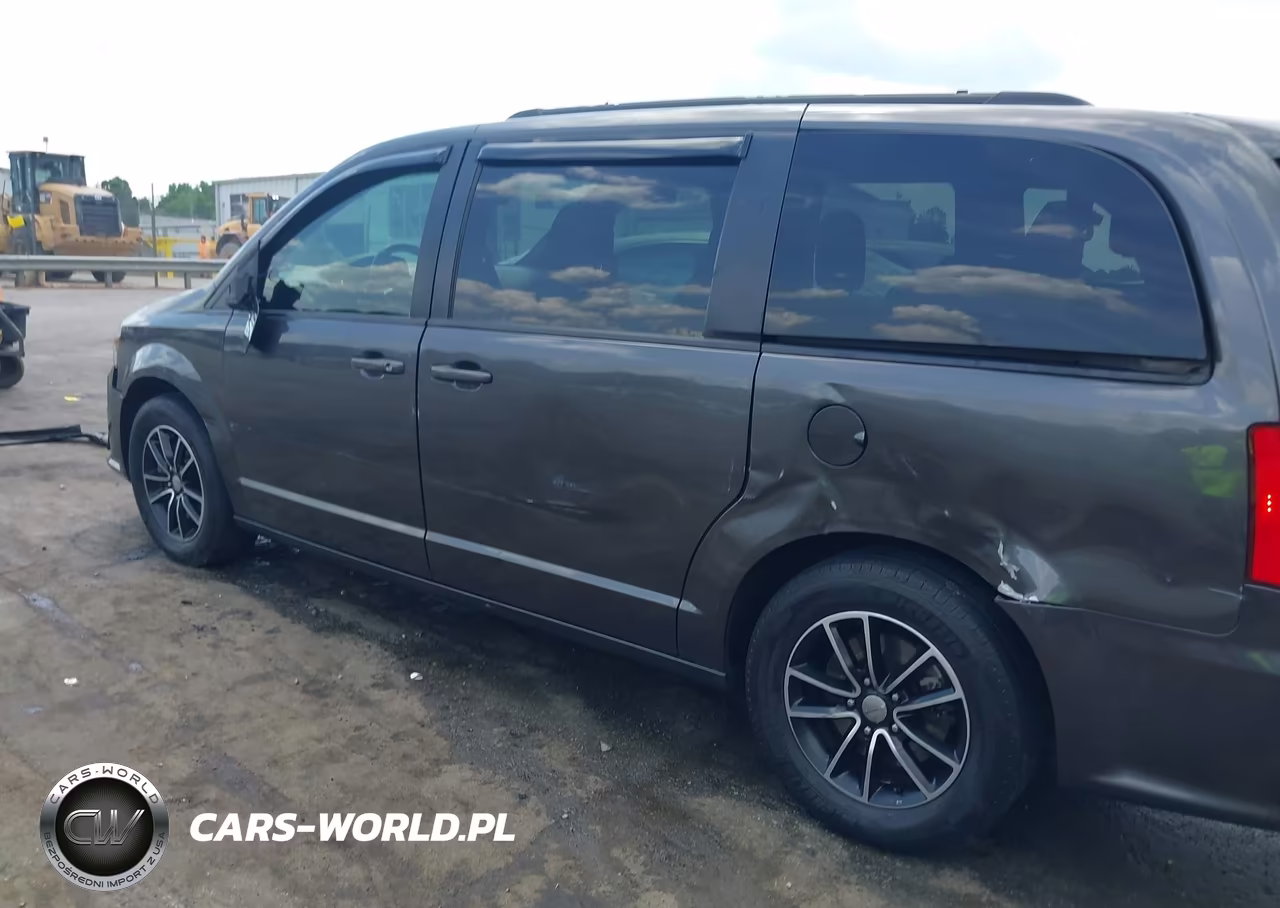 2018 Dodge Grand Caravan Gt VIN:2C4RDGEG4JR341340 - 14