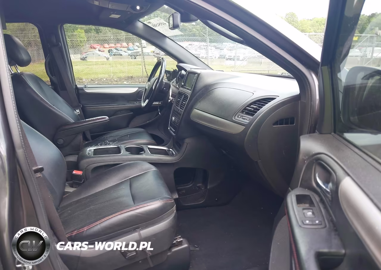 2018 Dodge Grand Caravan Gt VIN:2C4RDGEG4JR341340 - 5