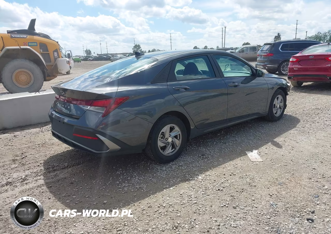 2025 Hyundai Elantra Se VIN:KMHLL4DG0SU899114 - 4