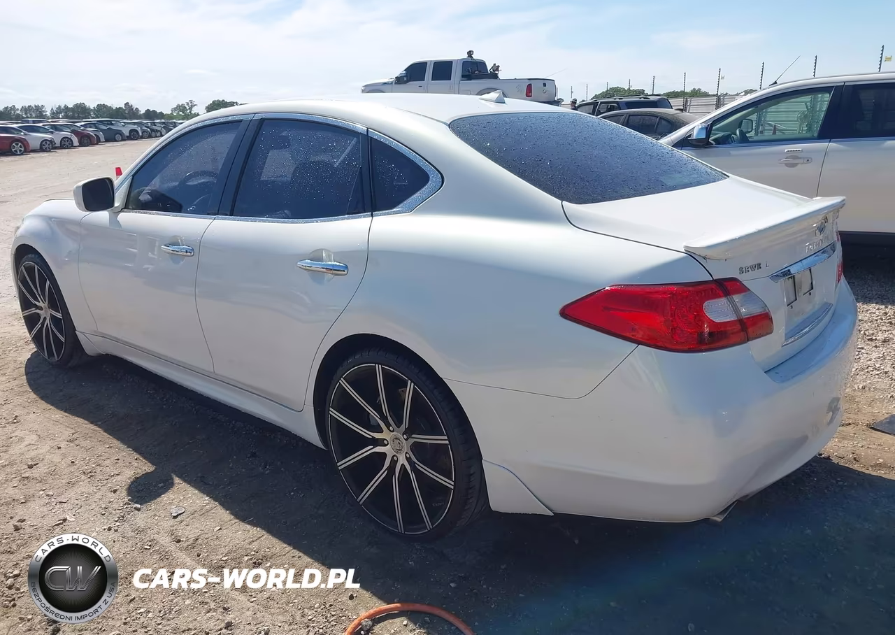 2011 Infiniti M56 VIN:JN1AY1AP8BM520508 - 3