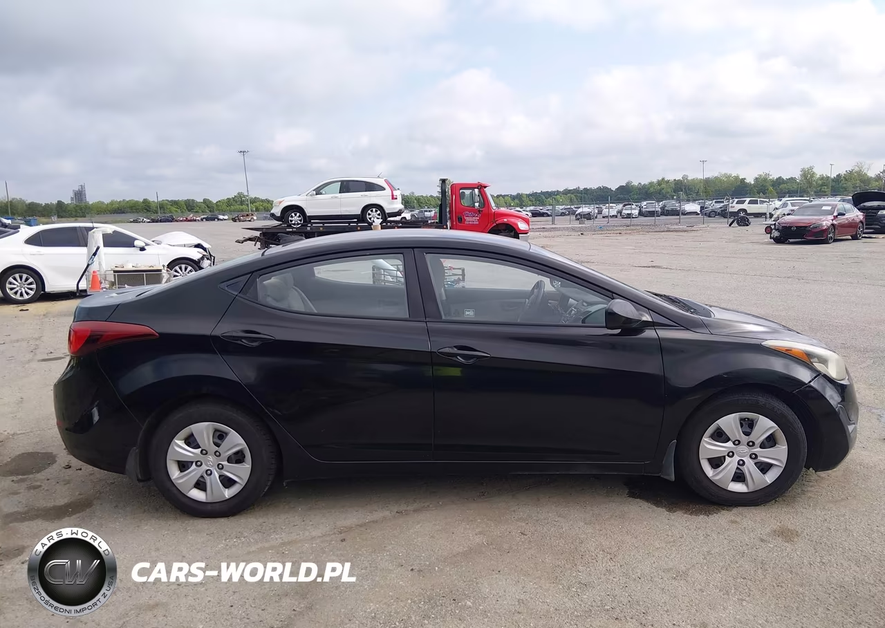 2016 Hyundai Elantra Se VIN:5NPDH4AE0GH684671 - 13
