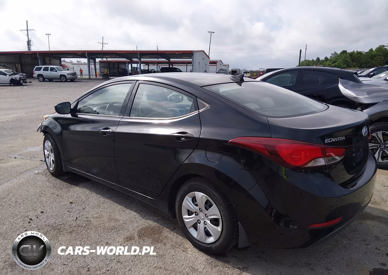 2016 Hyundai Elantra Se VIN:5NPDH4AE0GH684671 - 3