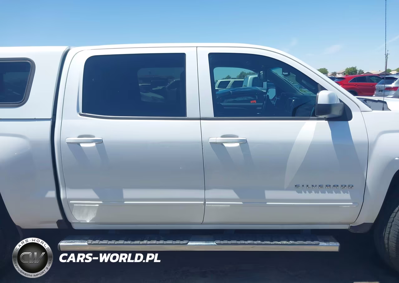 2018 Chevrolet Silverado 1500 1Lt VIN:3GCUKREC5JG380727 - 13